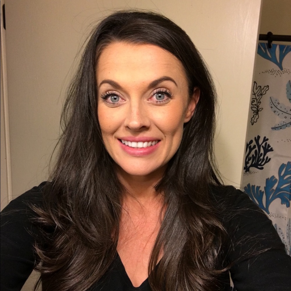 Meet your Posher, Julia